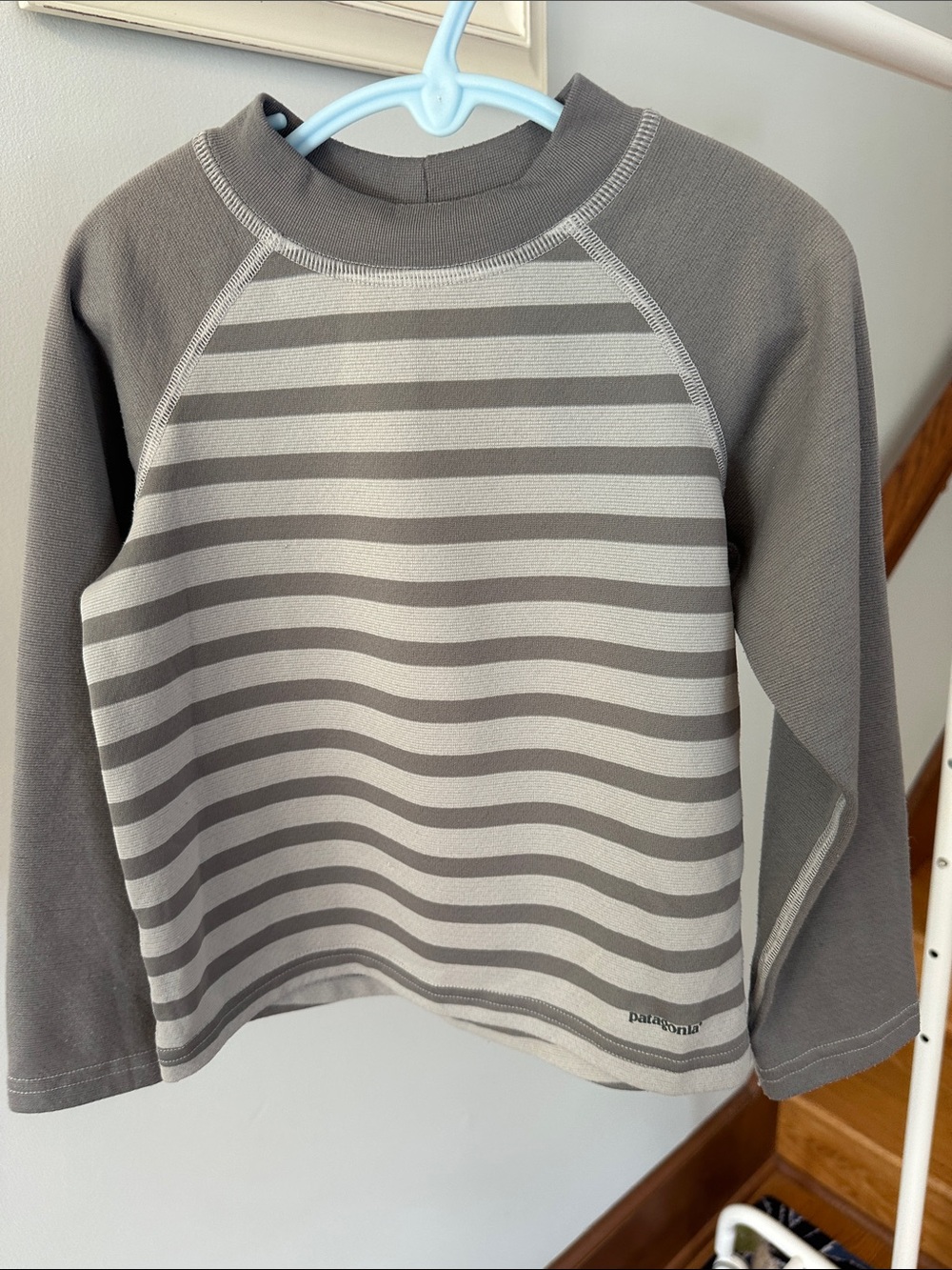 PATAGONIA Capiline midweight Long-Sleeve tee or base layer 4T